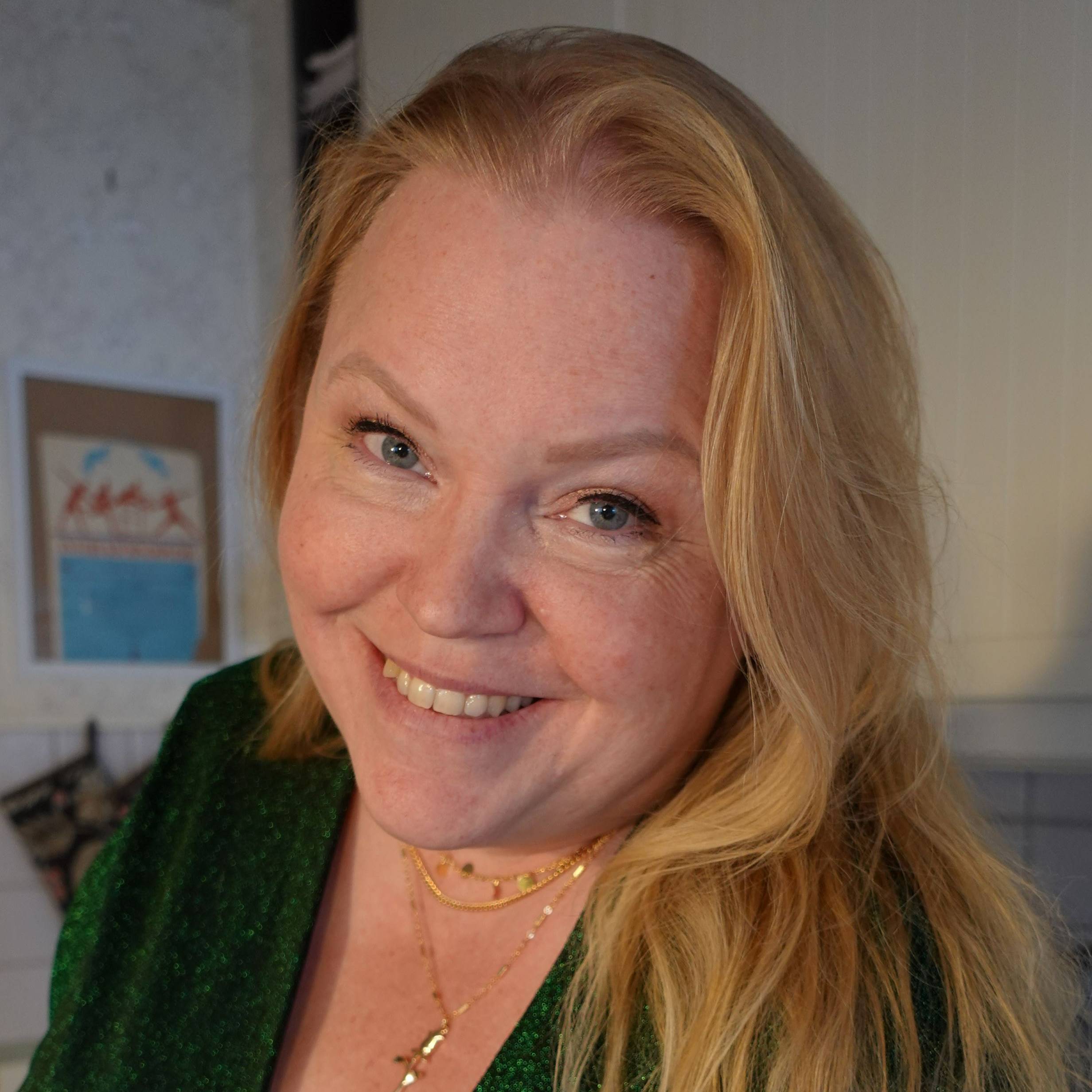 Contact Nina Walmsley Influencer Enk ping contact-nina-walmsley-influencer-enk-ping